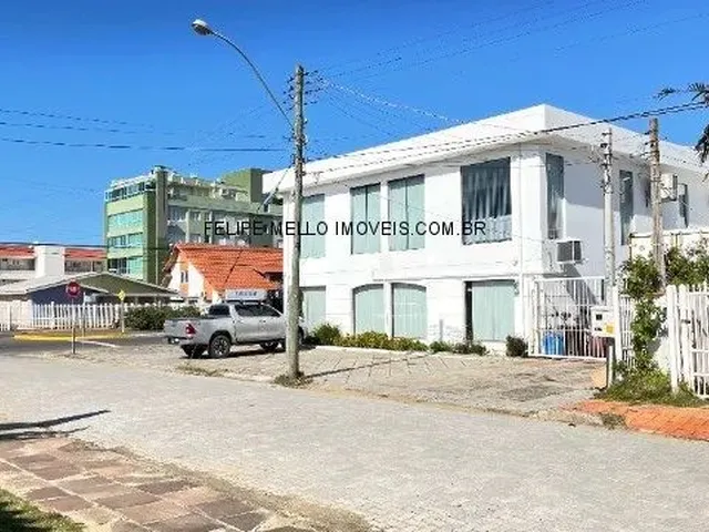 Imagem: Casa Comercial em Atlântida com Estacionamento!