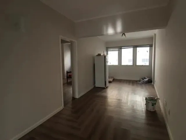 Imagem 4: Apartamento para Venda com 62 Metros Quadrados com 2 Quartos em Centro - Florianópolis