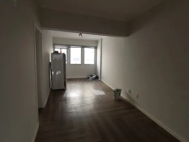 Imagem 7: Apartamento para Venda com 62 Metros Quadrados com 2 Quartos em Centro - Florianópolis
