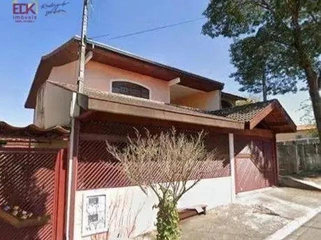Imagem: Sobrado com 5 Dormitórios À Venda, 204