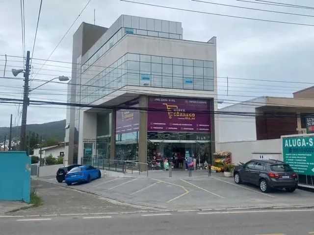 Imagem: Cobertura Comercial Rua Geral do Córrego