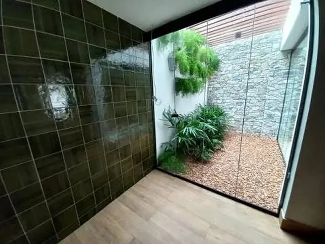 Imagem 7: Casa para Venda com 4 Quartos em Campeche - Florianópolis - Sc