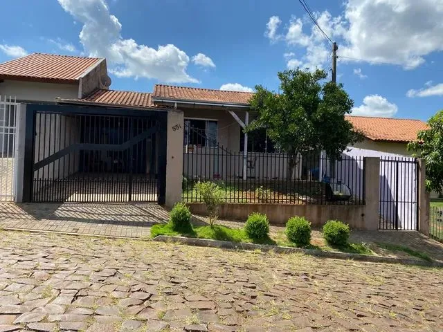 Imagem: Duas Casas a Venda no Mesmo Lote