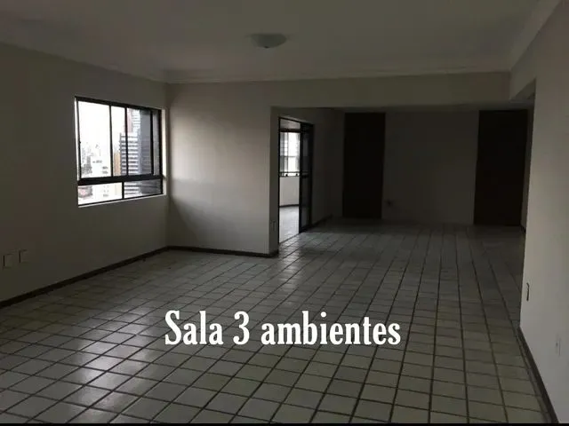 Imagem 3: Edifício Cláudio Machado em Petrópolis - Apartamento com 4 Suítes