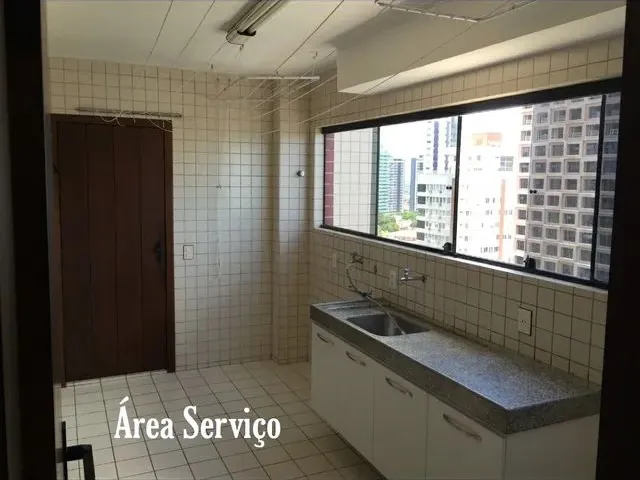 Imagem 14: Edifício Cláudio Machado em Petrópolis - Apartamento com 4 Suítes
