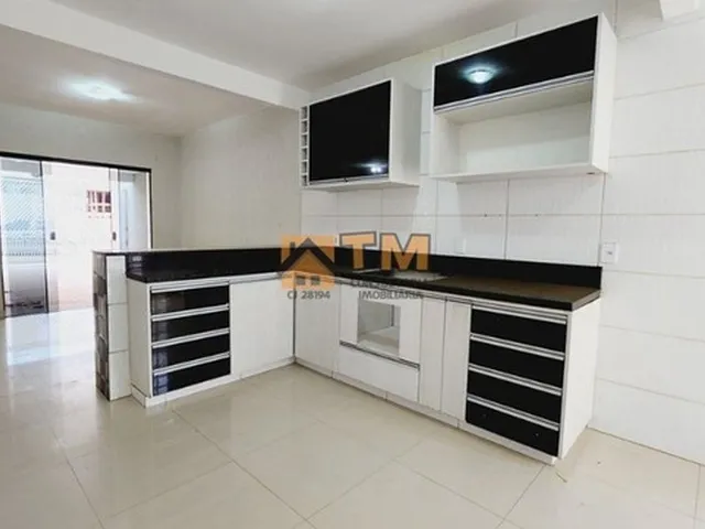 Imagem 3: Excelente Casa com 3 Quartos, Suíte, Armários Planejados