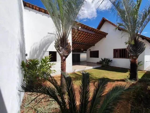 Imagem: Linda Casa 3 Quartos, 2 Banheiros, 250 M²