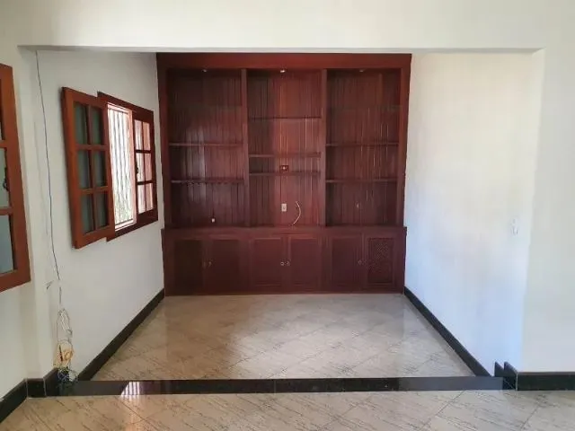 Imagem 7: Linda Casa 3 Quartos, 2 Banheiros, 250 M²