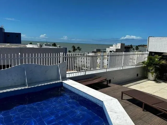 Imagem: Apartamento Amplo com Três Quartos no Cabo