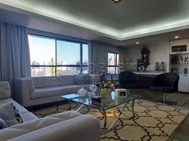 Imagem: Cobertura Triplex para Venda com 425 Metros