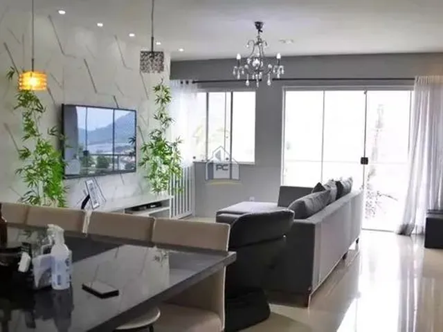Imagem 2: Casa com 4 Quartos À Venda, 239 M² por R$ 1.850.000,00 - São Francisco - Niterói/Rj