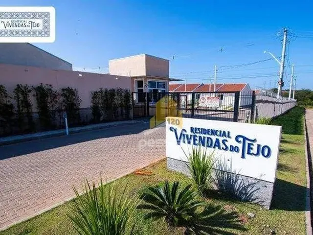 Imagem: Casa com 2 Dormitórios À Venda, 48 M²