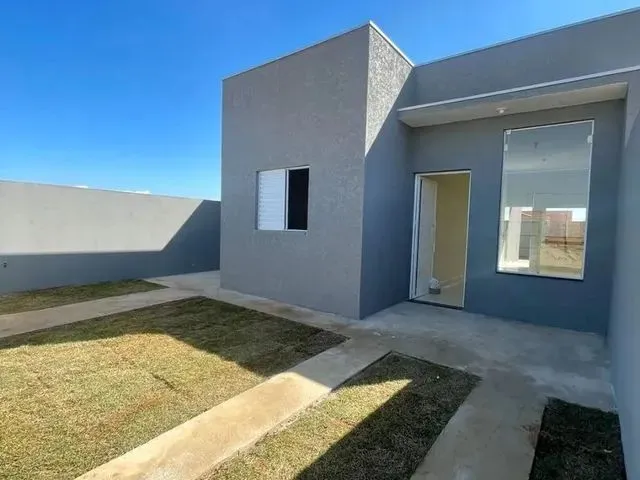Imagem: Casa para Venda na Abolição/ (88) 9. Liga