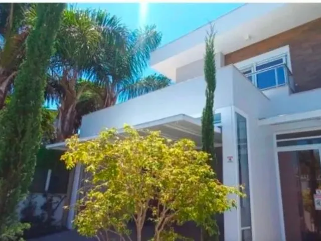 Imagem 1: Casa com 4 Dormitórios À Venda, 200 M² por R$ 2.590.000,00 - Jurerê