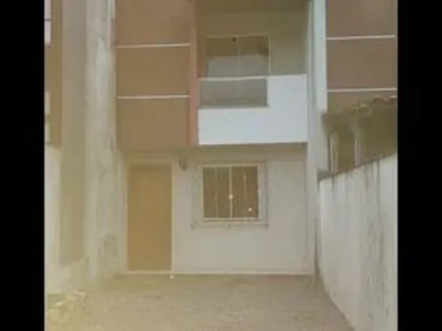 Imagem: A casa possui 2 Dormitórios, 2 Banheiros, Direto com o