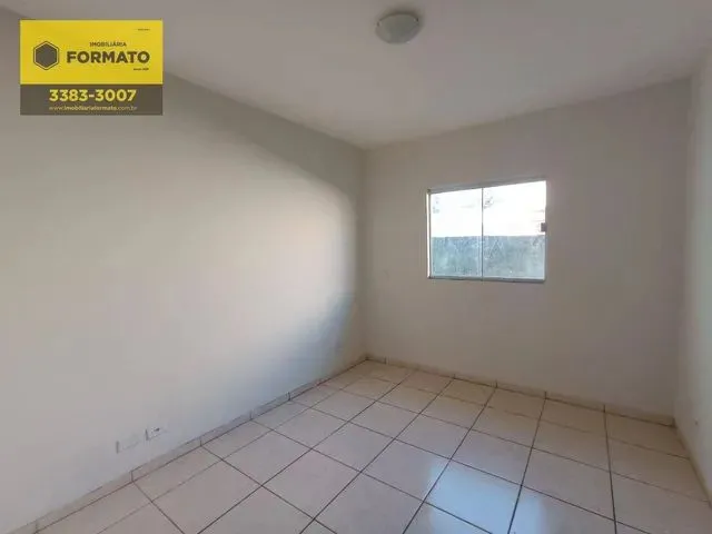 Imagem 2: Casa com 2 Dormitórios para Alugar, 60 M² por R$ 1.263/Mês - Monte Castelo - Campo