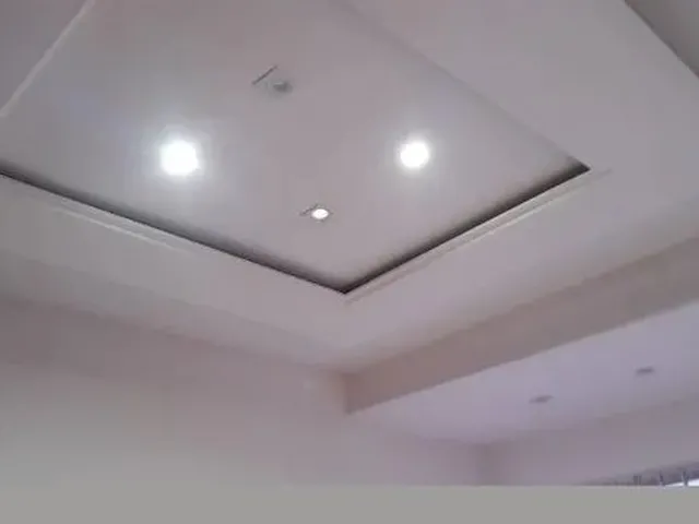 Imagem 15: Sobrado Reformado / 162 M / Rua Arborizada Sossegada / 3 Quartos / Hidromassagem