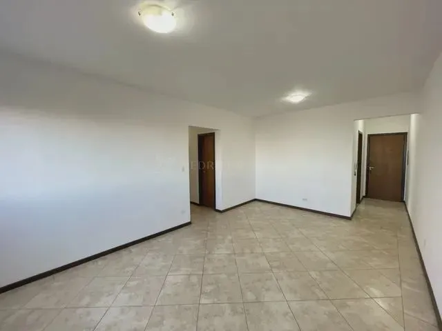 Imagem 2: Maringá - Apartamento - Vila Cleópatra