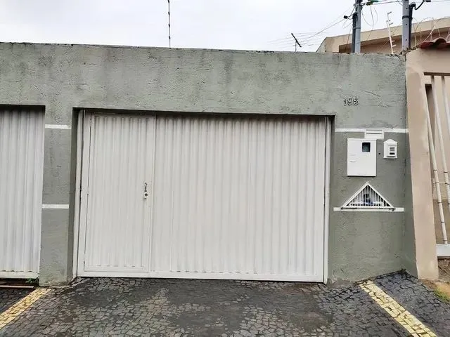 Imagem: Casa para Aluguel, 3 Quartos, 2 Vagas, Tibery