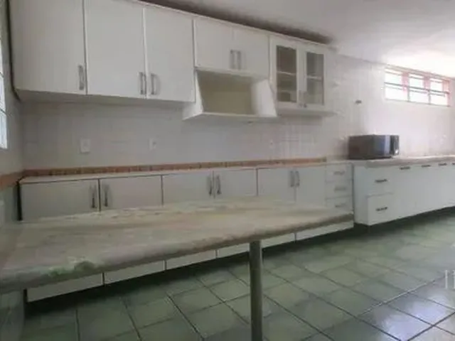 Imagem 3: Casa com 5 Dormitórios para Alugar, 461 M² por R$ 6.000,00/Mês - Intermares