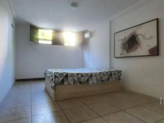 Imagem 10: Casa com 5 Dormitórios para Alugar, 461 M² por R$ 6.000,00/Mês - Intermares
