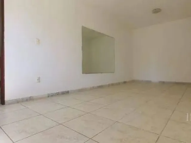 Imagem 2: Casa com 5 Dormitórios para Alugar, 461 M² por R$ 6.000,00/Mês - Intermares