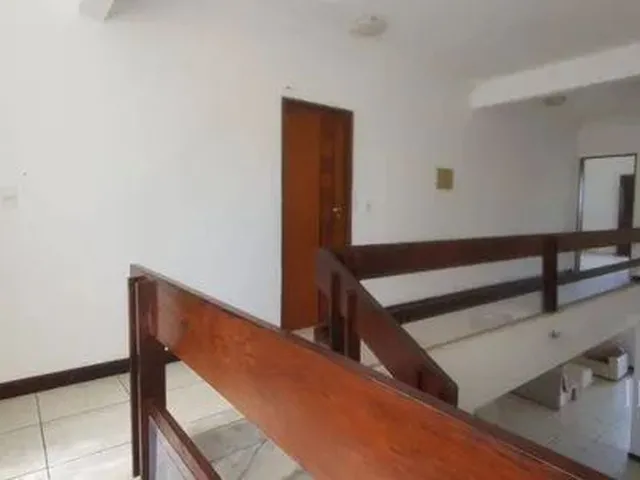 Imagem 7: Casa com 5 Dormitórios para Alugar, 461 M² por R$ 6.000,00/Mês - Intermares