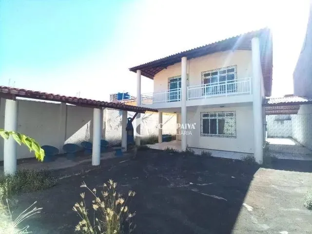 Imagem: Casa com 4 Quartos para Alugar, 230 M²