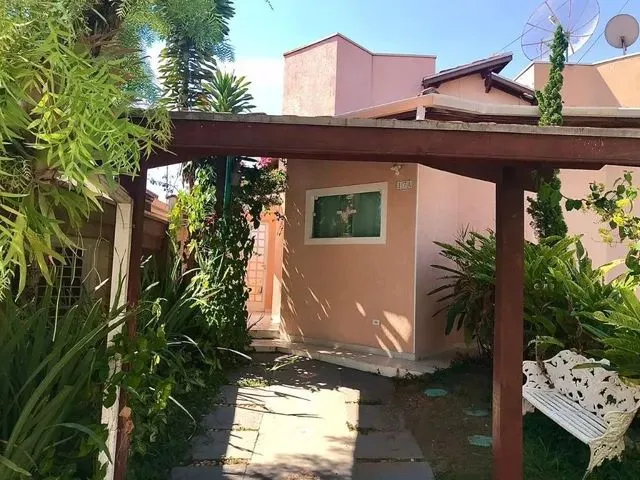 Imagem: Casa com 2 Dormitórios À Venda, 125 M²