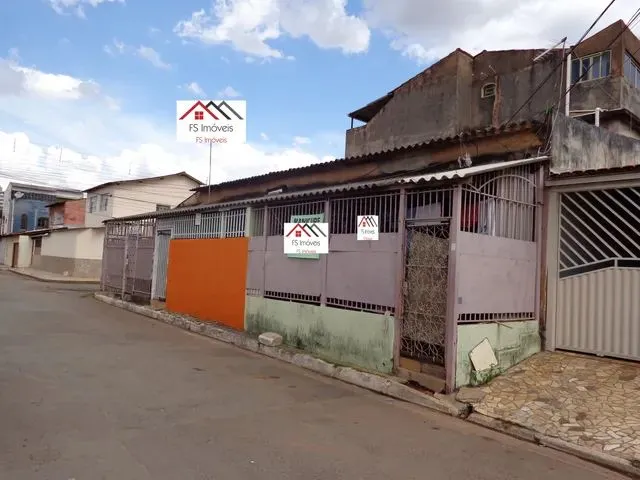 Imagem: Qr 318 Ótima Esquina com 4 Residências