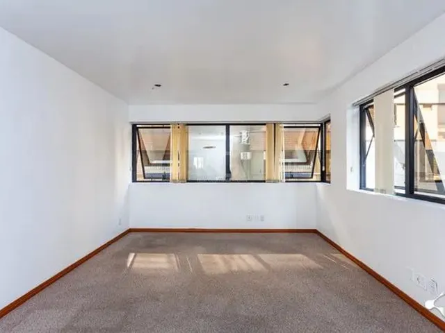 Imagem 11: Conjunto/Sala para Locação/Aluguel - 47M², 0 Dormitórios, Vacchi