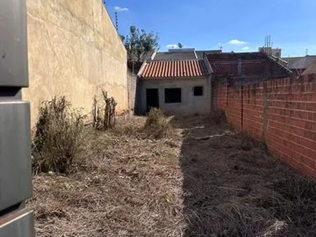 Imagem 4: Terreno Sarandi - Construção Inacabada
