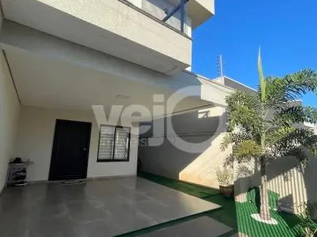 Imagem: Sobrado com Edícula e 3 Quartos À Venda