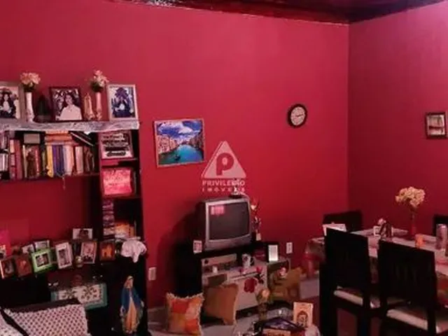 Imagem: Casa de Rua, 2 Quartos, 2 Salas, com Copa