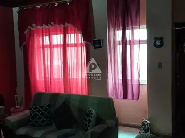Imagem 5: Casa de Rua, 2 Quartos, 2 Salas, com Copa e Cozinha, Área de Serviço e Área Externa