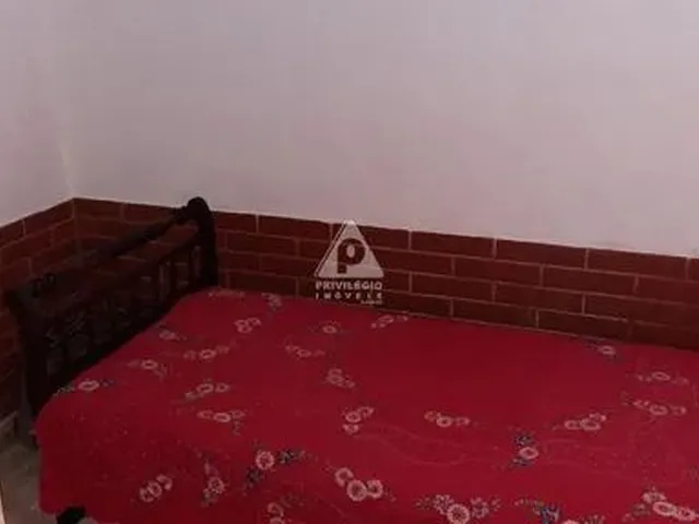 Imagem 10: Casa de Rua, 2 Quartos, 2 Salas, com Copa e Cozinha, Área de Serviço e Área Externa