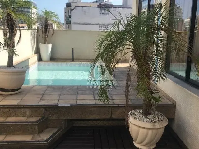 Imagem: Cobertura À Venda, 4 Quartos, 4 Suítes