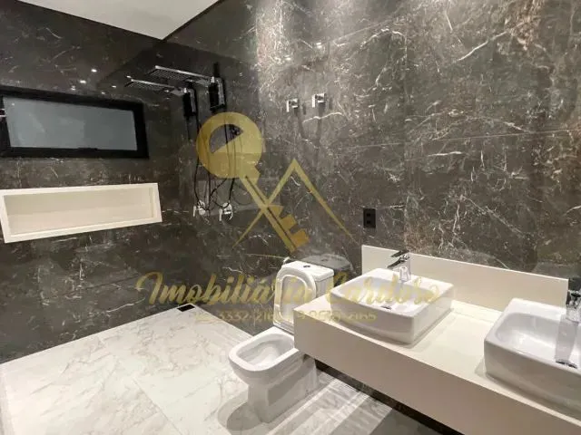 Imagem 10: Imóvel de Alto Padrão de 450M², com 03 Quartos Sendo 01 Suíte, Vianópolis-Go
