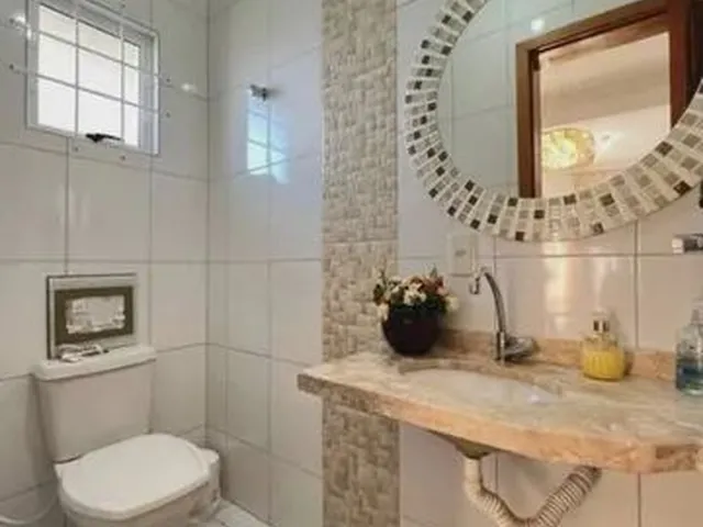Imagem 1: Casa Elegante e Confortável em Lauro de Freitas! Chance Imperdível! Oportunidade Única!
