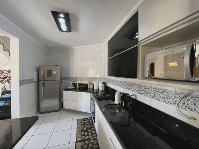 Imagem 5: Casa Elegante e Confortável em Lauro de Freitas! Chance Imperdível! Oportunidade Única!