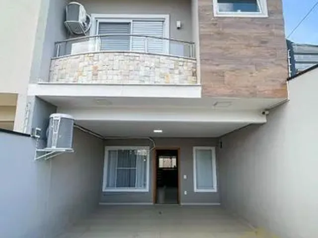 Imagem: Casa À Venda em Parque Jambeiro