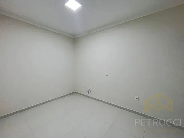 Imagem 3: Casa À Venda em Parque Jambeiro