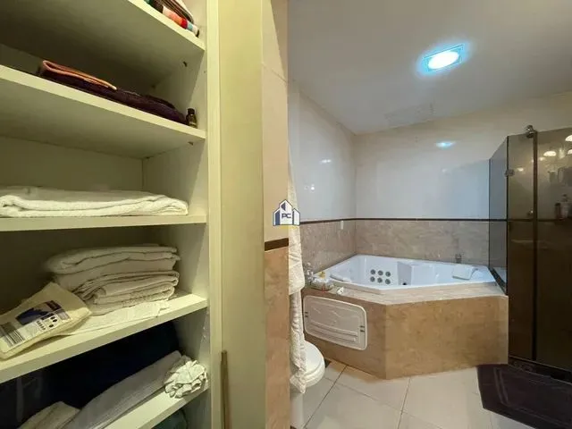 Imagem 2: Apartamento com 4 Dormitórios À Venda, 240 M² por R$ 1.280.000,00 - Ingá - Niterói/Rj