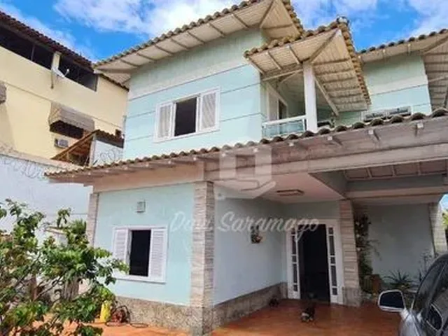 Imagem: Casa com 4 Dormitórios À Venda, 307 M²