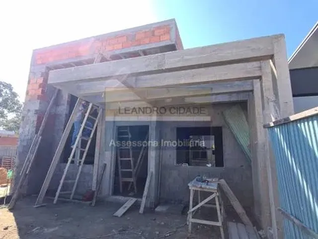 Imagem 1: Casa de Condomínio 3 Dormitórios - Bairro Cocão