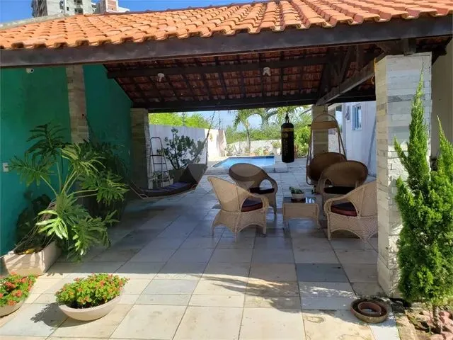 Imagem 5: Casa Triplex Bem Localizada , com Lazer e Bem Próximo a Faculdade Fanor
