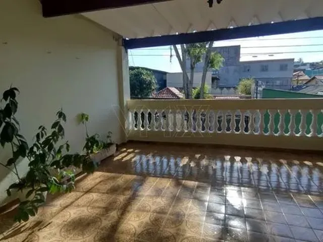 Imagem: Casa para Alugar com 4 Dormitórios (1 Suíte)
