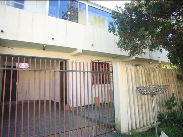 Imagem 1: Amplo Sobrado em Região Tranquila