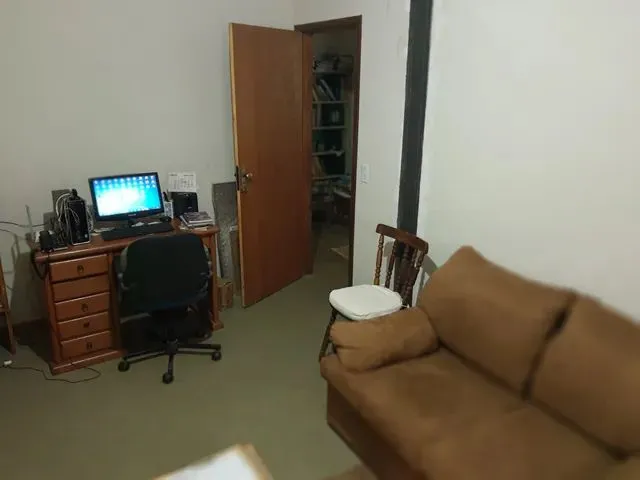 Imagem 5: Casa para Aluguel Possui 200 Metros Quadrados com 3 Quartos em Araras - Petrópolis - Rj