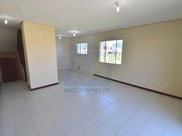 Imagem: Casa Residencial com 3 Quartos para Alugar